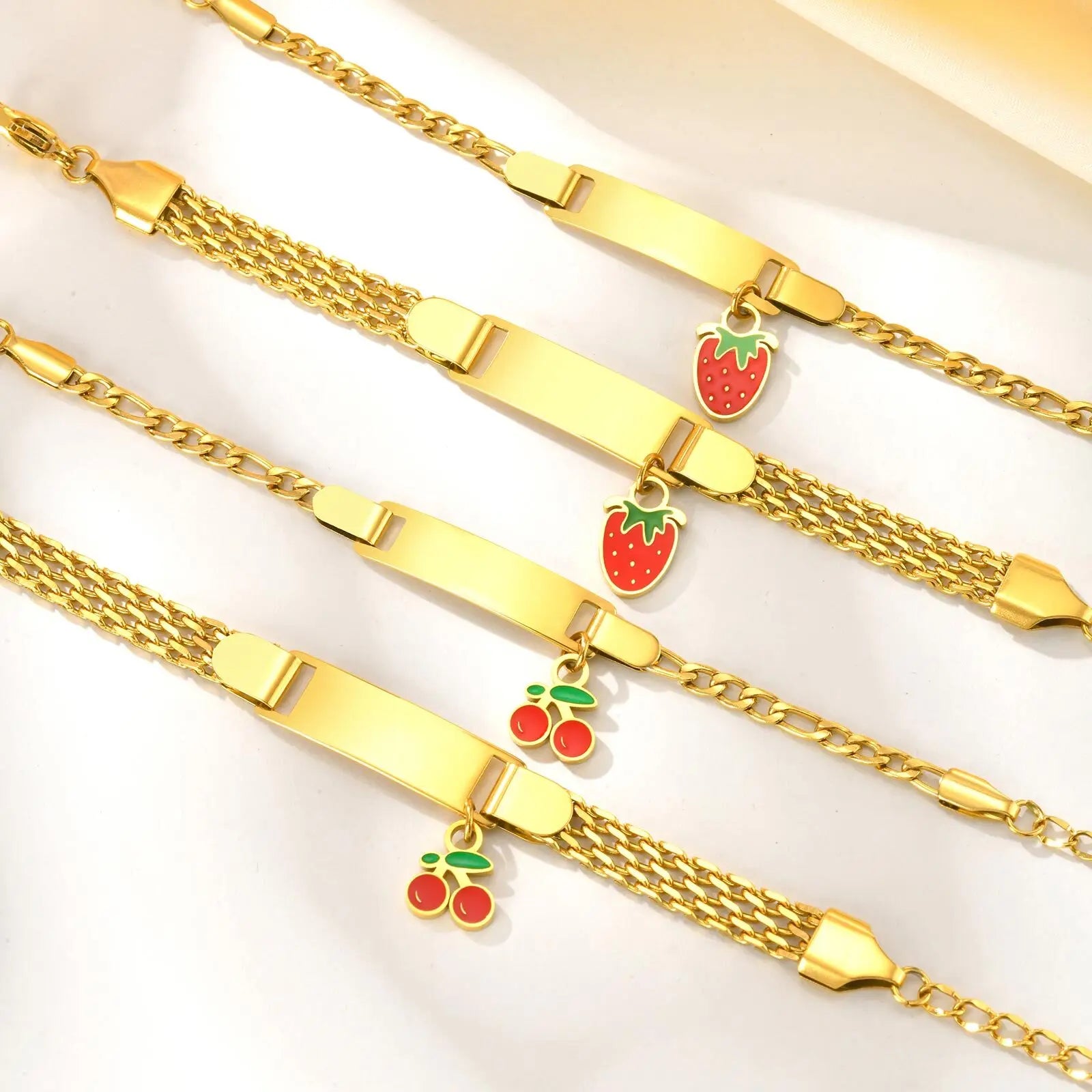 Customize your beautiful name bracelet.